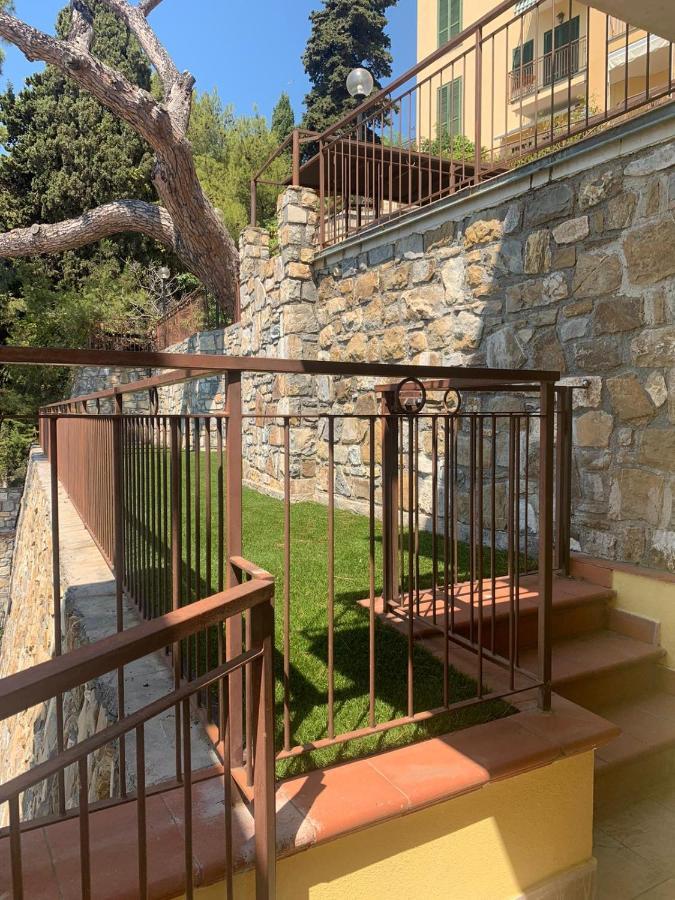 La Terrazza Nel Blu Apartment Imperia Exterior photo